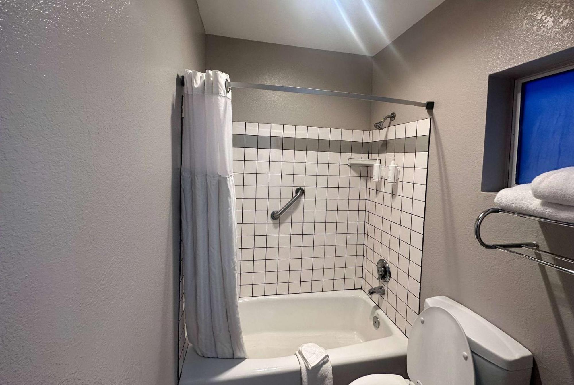 Days Inn By Wyndham Rocklin/Sacramento Eksteriør bilde